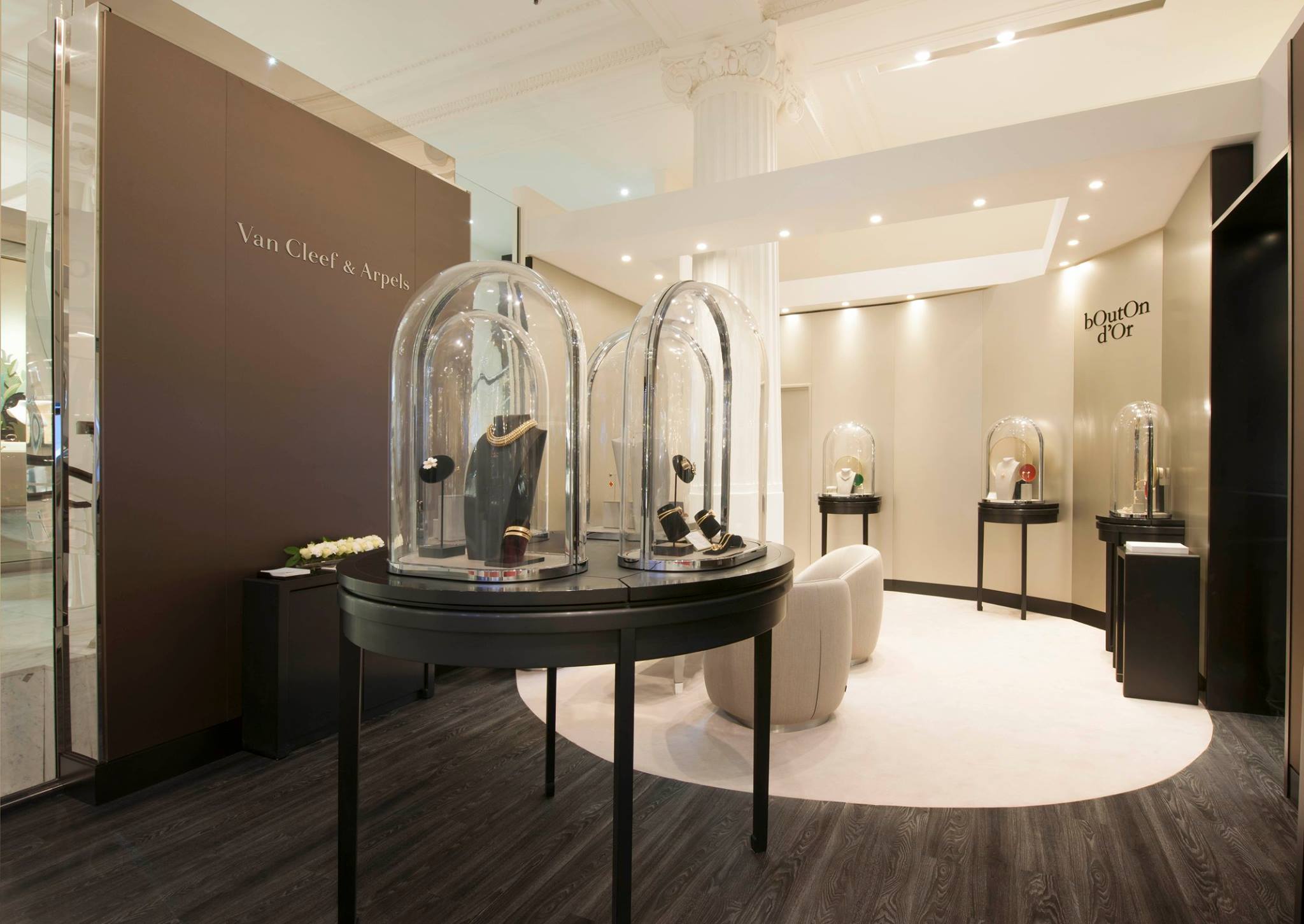 Van Cleef & Arpels Better Cleaning Company LTD